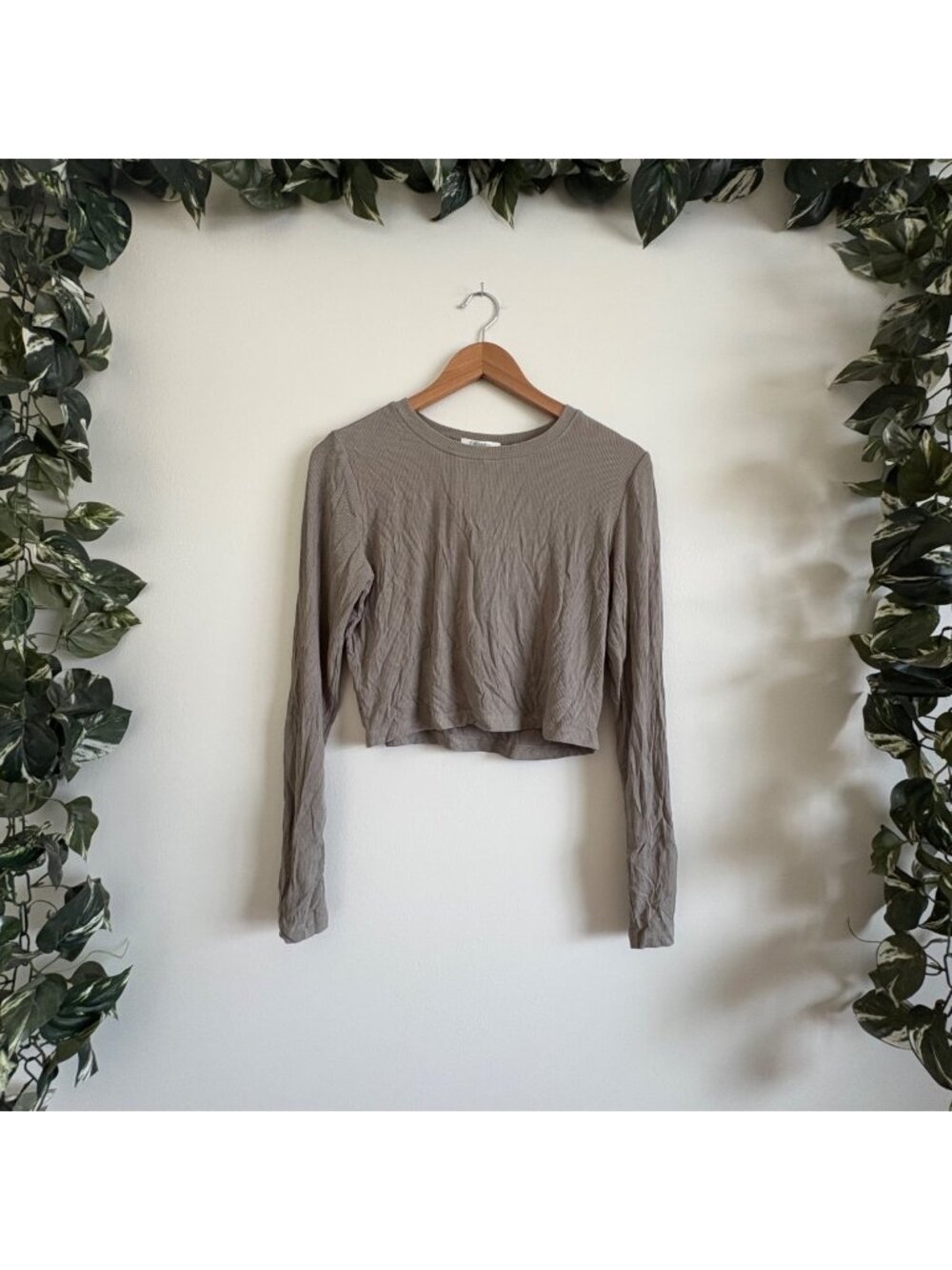 Z Supply Celina Long Sleeve Ribbed Cropped Shirt Smoke Sage NWT Size L